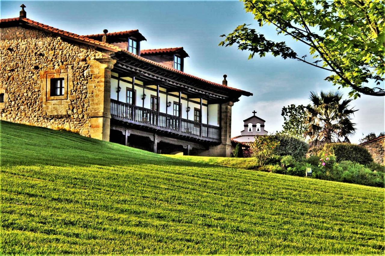 Palación de Toñanes Exterior foto